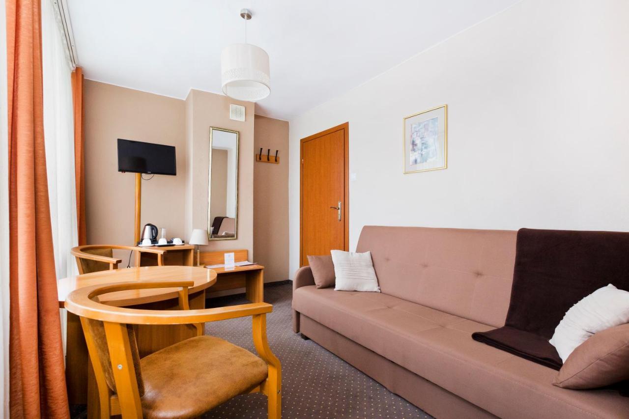 Hotel 97 Bydgoszcz Buitenkant foto